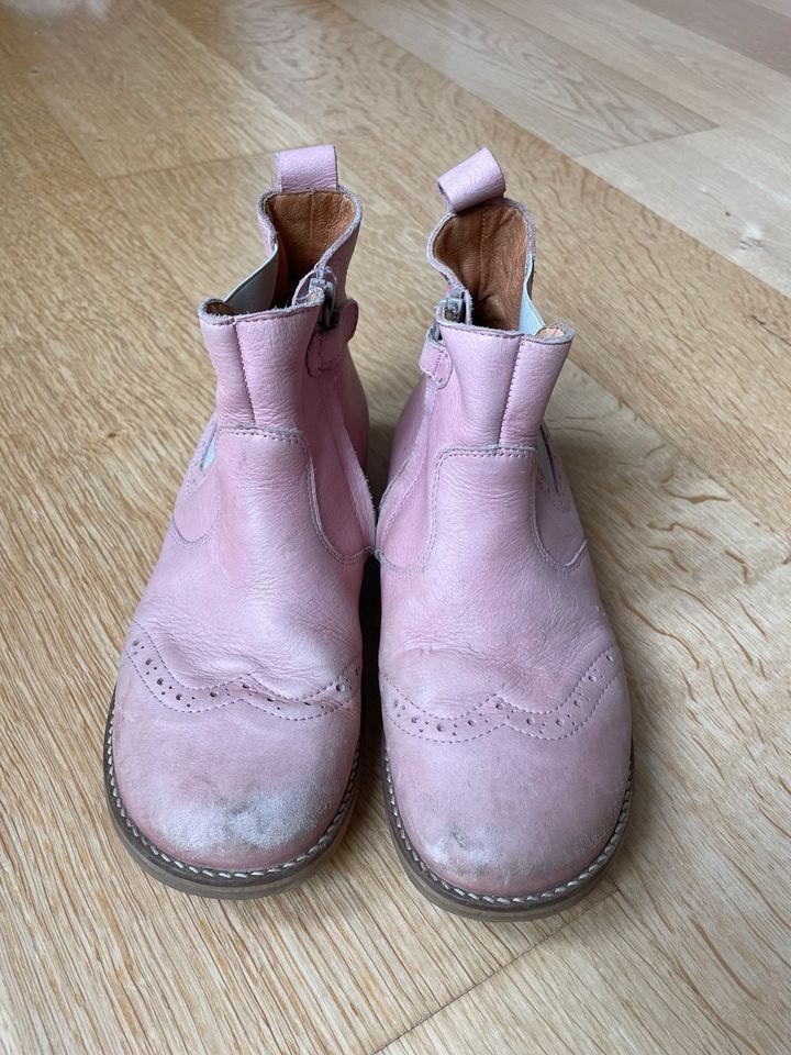 Rosa Chelsea Boots aus Leder von Froddo in Detmold