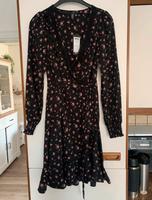 Neu Wickelkleid Kleid Vero Moda schwarz geblümt XS NP 34,99 € Nordrhein-Westfalen - Bad Laasphe Vorschau