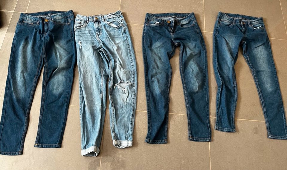 Paket 4 Jeans, blau Gr. 158 in Neulußheim