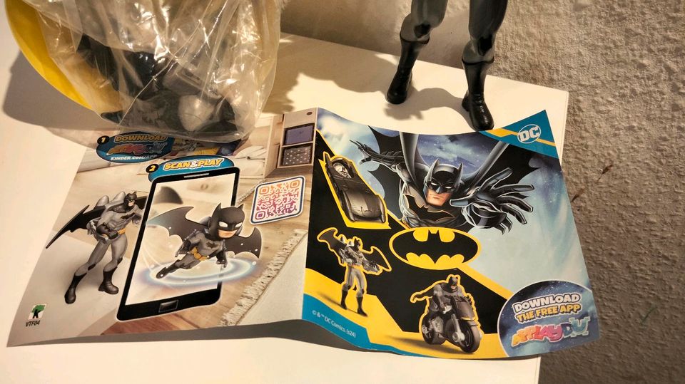 Batman Kinder Surprise Gigante (320 g), Ostern 2024 in Gaggenau