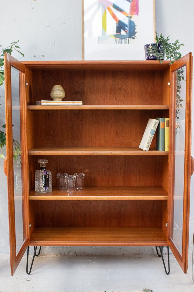 Vitrine Highboard Kommode Vintage Sideboard Teak Midcentury in Köln