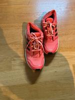 Adidas Laufschuhe in Orange Niedersachsen - Diepholz Vorschau