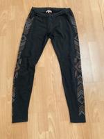 Schwarze Legging von Review Bayern - Rosenheim Vorschau