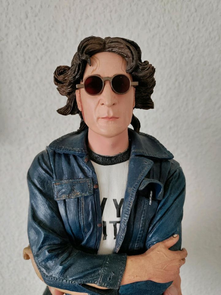 Neca John Lennon Beatles Figur in Geisa