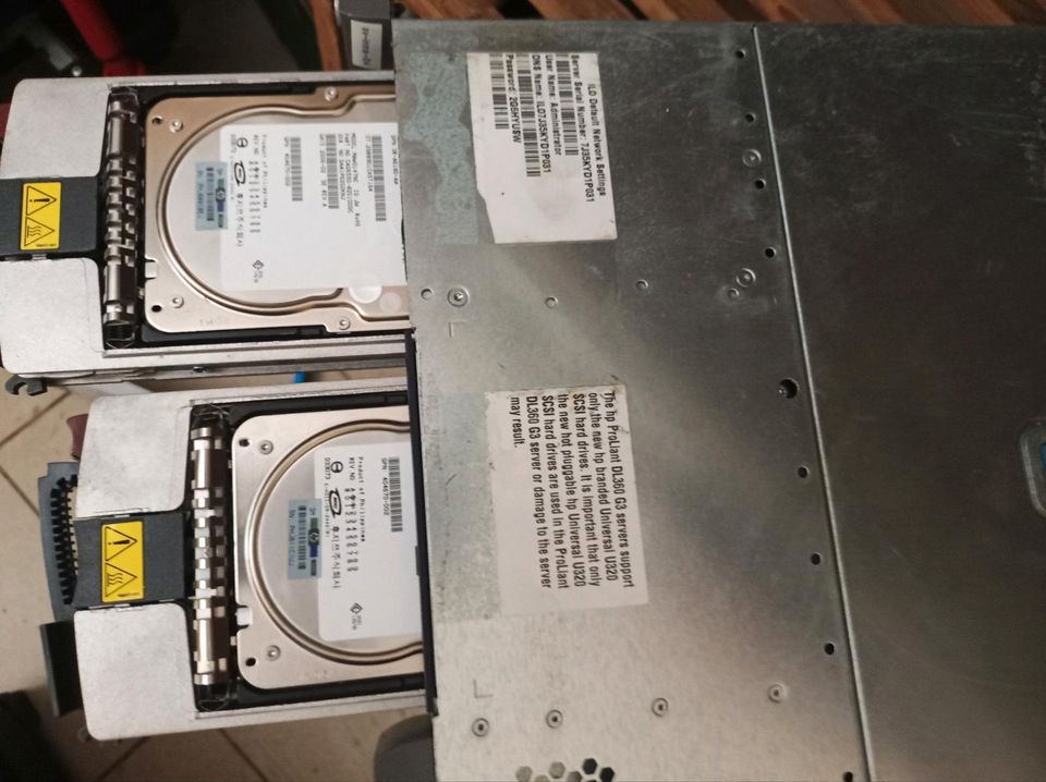 Server HP Cisco 4 Geräte mit 10 Festplatten in Eichendorf