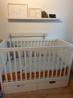 IKEA Stuva Kinderbett Babybett weiß inkl. Rausfallschutz Bayern - Untersiemau Vorschau