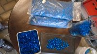 Tiffany Glas Nuggets in Blau 10kg Niedersachsen - Holdorf Vorschau