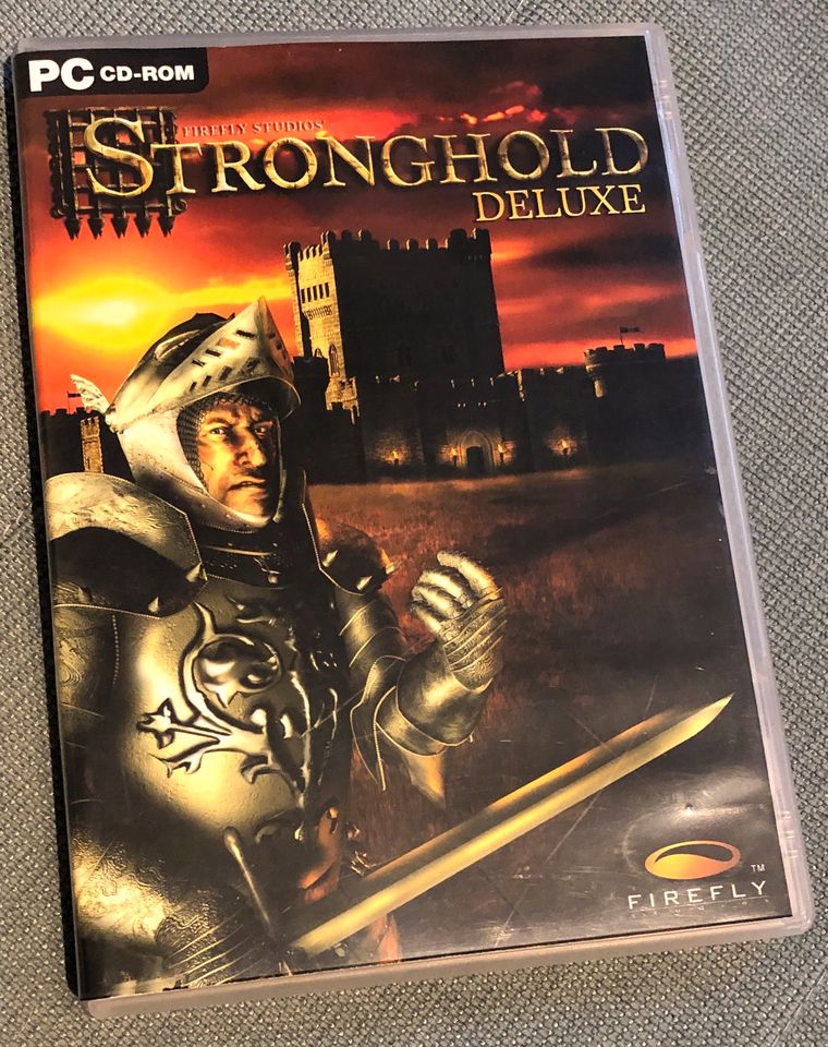 Stronghold Deluxe mit Handbuch, Strategiespiel Klassiker in Berlin