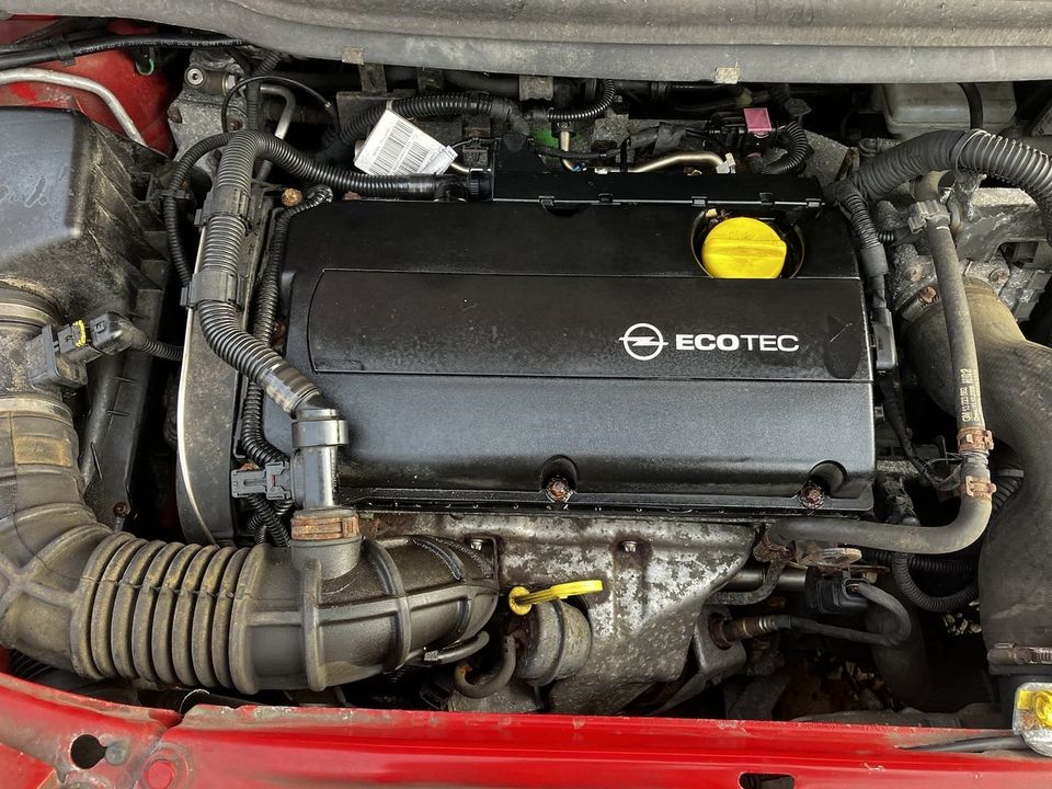 Motor A16XNT 1.6T 94683km✔️ Mit Anbauteile Opel Astra Zafira in Braunschweig