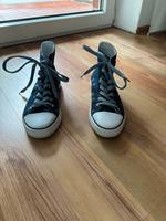 Sportschuhe, Sneaker Größe 42 Niedersachsen - Uelsen Vorschau