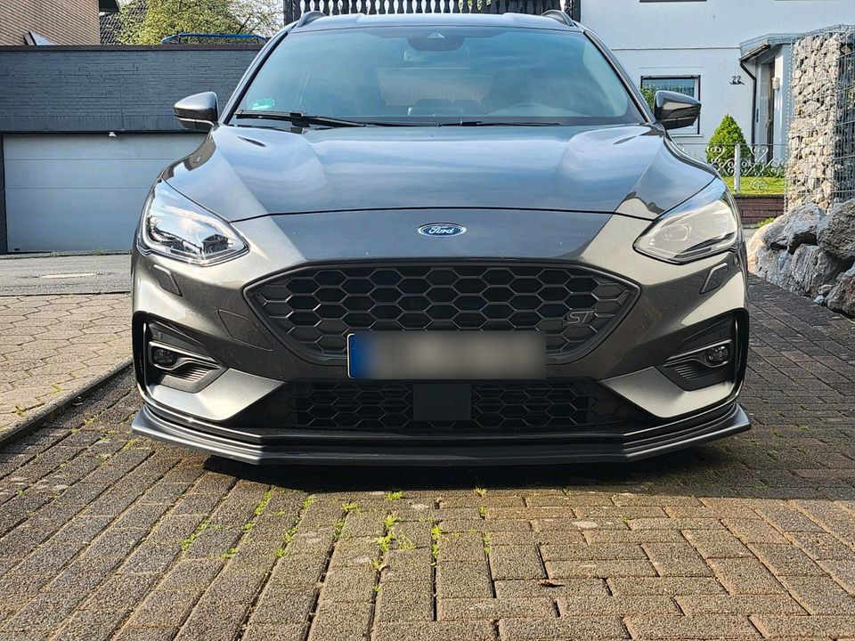 Ford focus st 2.3 ecoboost in Balve