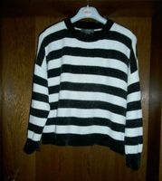 Primark Pullover Pulli Strickpulli Gr.42/44/L gestreift weiß/schw Bayern - Bad Neustadt a.d. Saale Vorschau