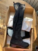 schwarze Overkneestiefel von Zara, Größe 39 Obergiesing-Fasangarten - Obergiesing Vorschau