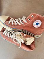 Converse Sneaker – sehr guter Zustand (Größe 44), kleiner Mangel Berlin - Treptow Vorschau