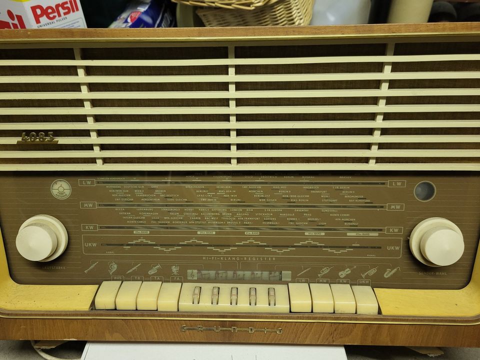 Grundig Radio 4085, selten, Rarität, Röhrenradio in Darmstadt