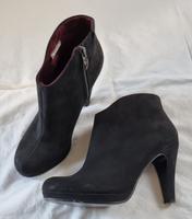 Stiefel, Stiefelette von Tamaris schwarz Gr. 39 Stuttgart - Plieningen Vorschau