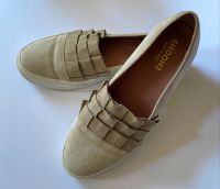 Wildleder Slipper Gr. 42 beige Hamburg-Nord - Hamburg Eppendorf Vorschau