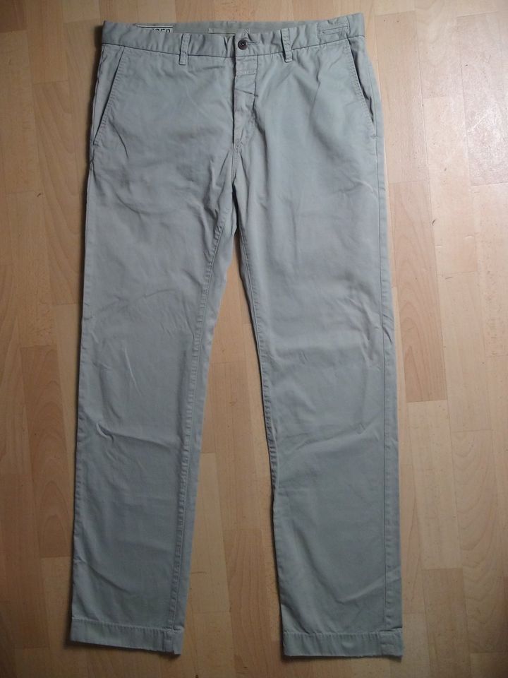 CLOSED Modell CLIFTON Herren Chino Hose W36 hellgrau Jeans in Schwerin