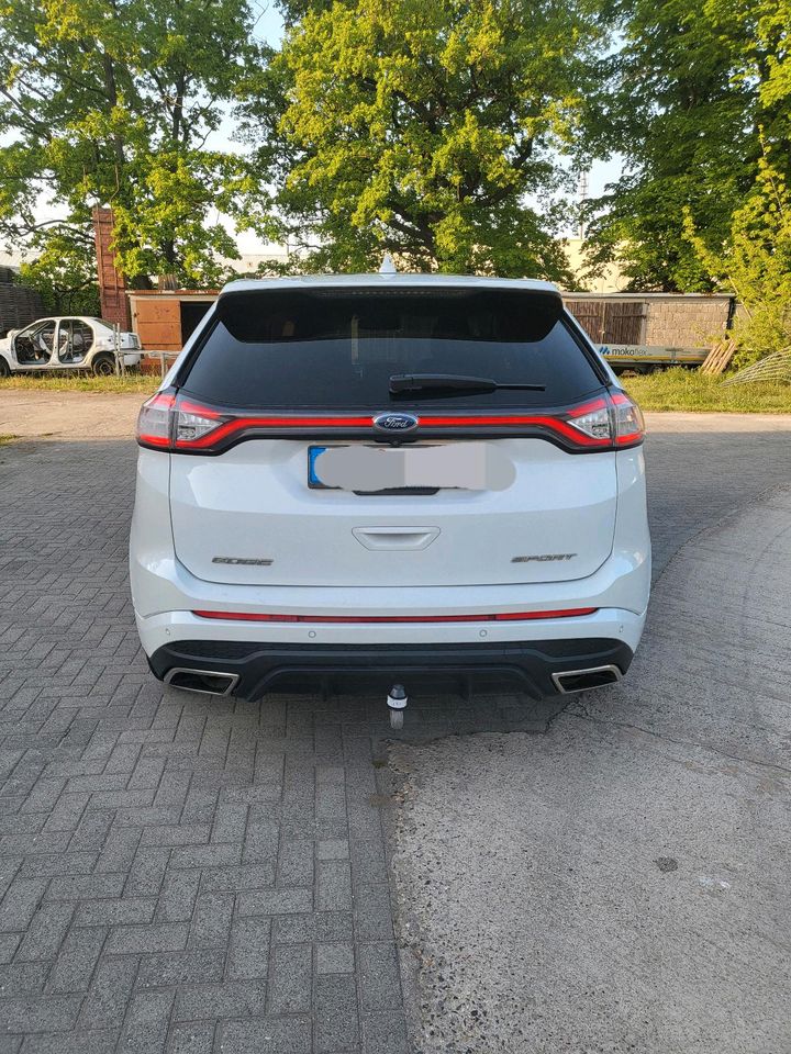 Ford Edge 2.0l TDCi Bi-Turbo 4x4 Sport P- Shift in Luckenwalde