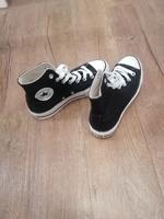 Verkaufe Mädchen Schuhe von Converse Niedersachsen - Vechta Vorschau