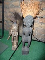 3 alte afrikanische Figuren aus Holz, Sammlung Berlin - Neukölln Vorschau