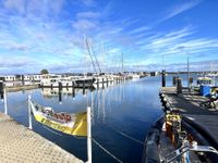 Großes Zweifamilienhaus mit Bauland, 150 Meter zur Marina, gegenüber Insel Usedom, nahe Wolgast Mecklenburg-Vorpommern - Kröslin Vorschau