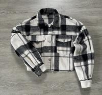 SHEIN Jacke kariert wollweiß schwarz Größe 36 Hessen - Solms Vorschau