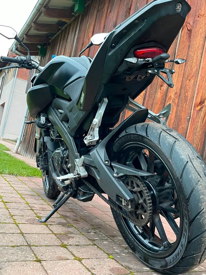 YAMAHA MT 125 in Schöllkrippen