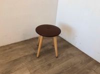 #B Hocker rund Kunstleder braun Sitzen Holzbeine Wohnzimmer Sachsen - Burgstädt Vorschau