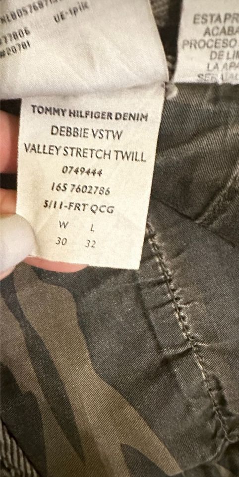 Tommy Hilfiger Damen  Hose Gr. 30/32 ❤️ in Berlin