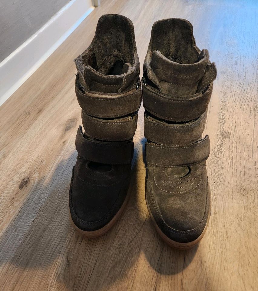 Mjuüs Schuhe Wedge Damen Wildleder braun mit Klettverschlüssen in Hamburg