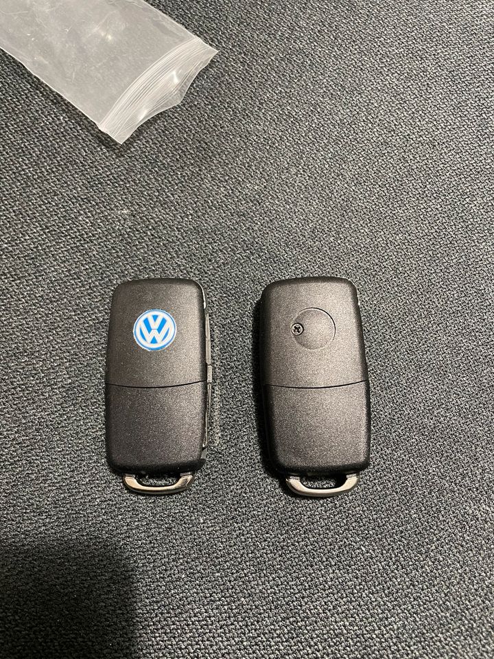 2 x neue Funkfernbedienung für VW Audi Skoda Seat in Hamburg