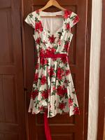 Hell Bunny Kleid Rosen XS Sachsen - Grimma Vorschau
