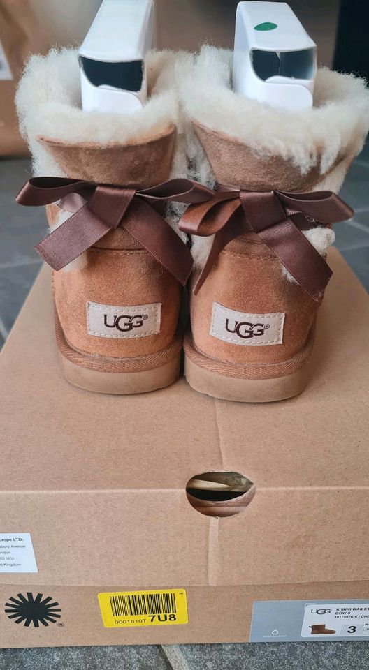 UGG Boots Gr. 35 in Geseke