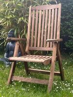 schöner Teakholz Gartenstuhl, Hochlehner, Klappstuhl, Sessel Düsseldorf - Benrath Vorschau