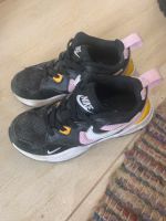 Nike Kinderschuhe gr. 28 inkl. Versand Köln - Pesch Vorschau