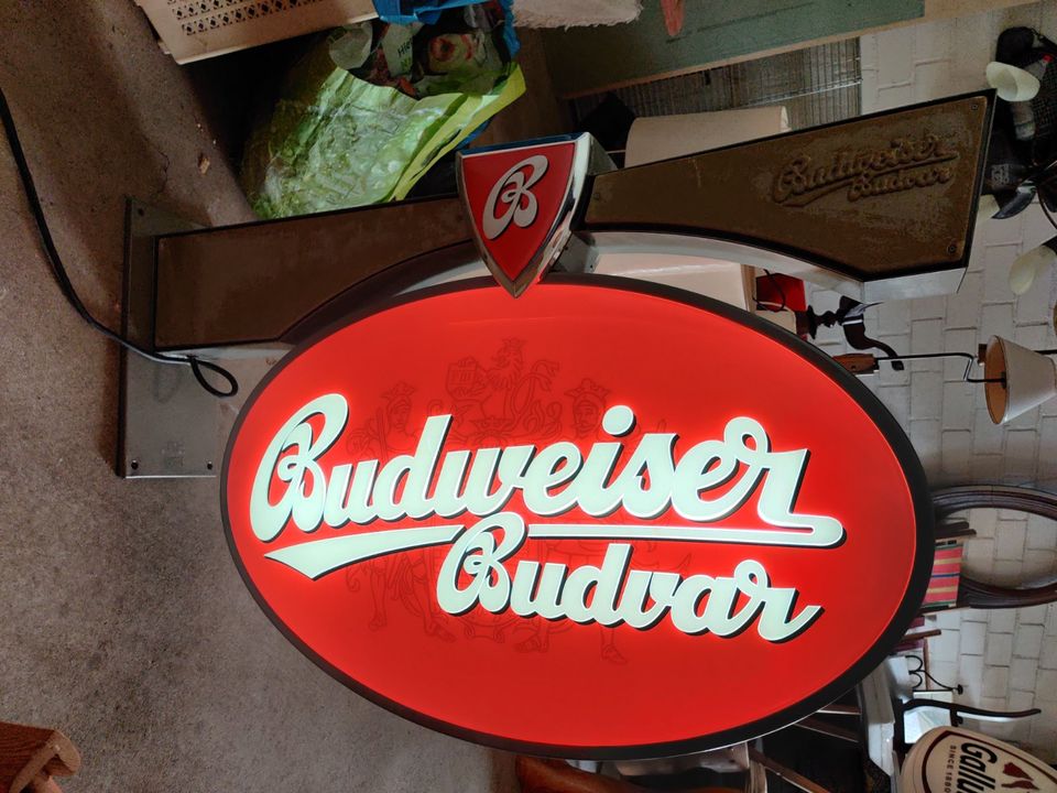 Budweiser Budvar Leuchtreklame Werbeschild 110cm Außenbereich in Olfen