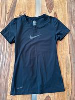 Nike Shirt Gr.S slim fit Baden-Württemberg - Oberteuringen Vorschau