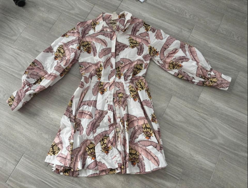 Kleid H&M Größe 36 weiß rosa Frühling Sommer in Hohenlockstedt