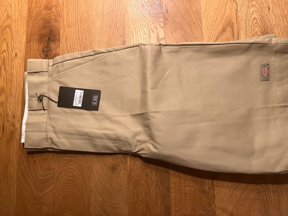 Dickies Herrenhose Slimfit. „NEU“ in Mauer