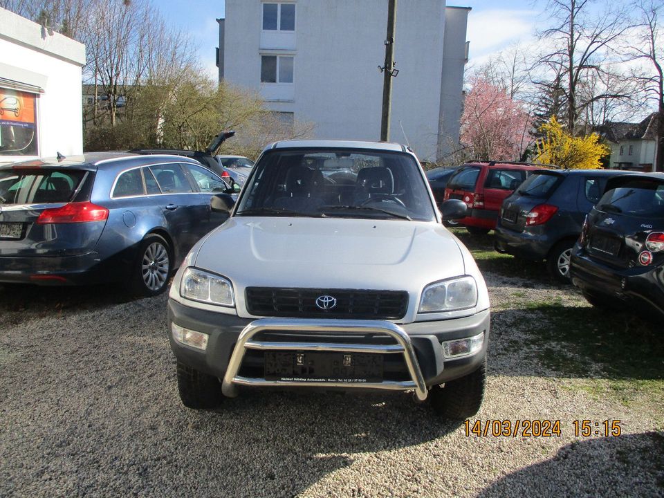 Toyota RAV 4 1.Hand,Scheckheft komplett in Bonn