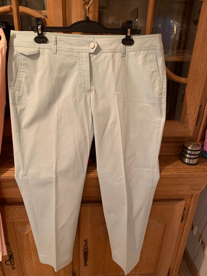 Sommerhose Jeans Gerry Weber  Gr. 46 mint, apricot in Issum