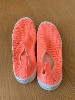 Wasserschuhe Badeschuhe Aquaschuhe Größe neon orange 34/35 Niedersachsen - Gehrden Vorschau