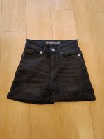 Amisu Shorts schwarz 32 xs top Kr. Passau - Passau Vorschau