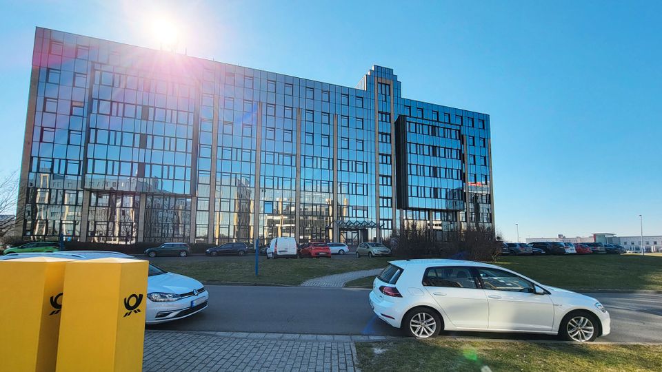 9-Raum Büro in Leipzig Seehausen neben dem "Sachsen-Park" in Leipzig