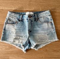 Neuwertige Jeans Shorts von Pieces Frankfurt am Main - Gallusviertel Vorschau