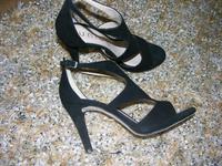 Neu! Elegante hochwertge High Heels von Unisa, Vollleder, Schwarz Nordrhein-Westfalen - Warendorf Vorschau