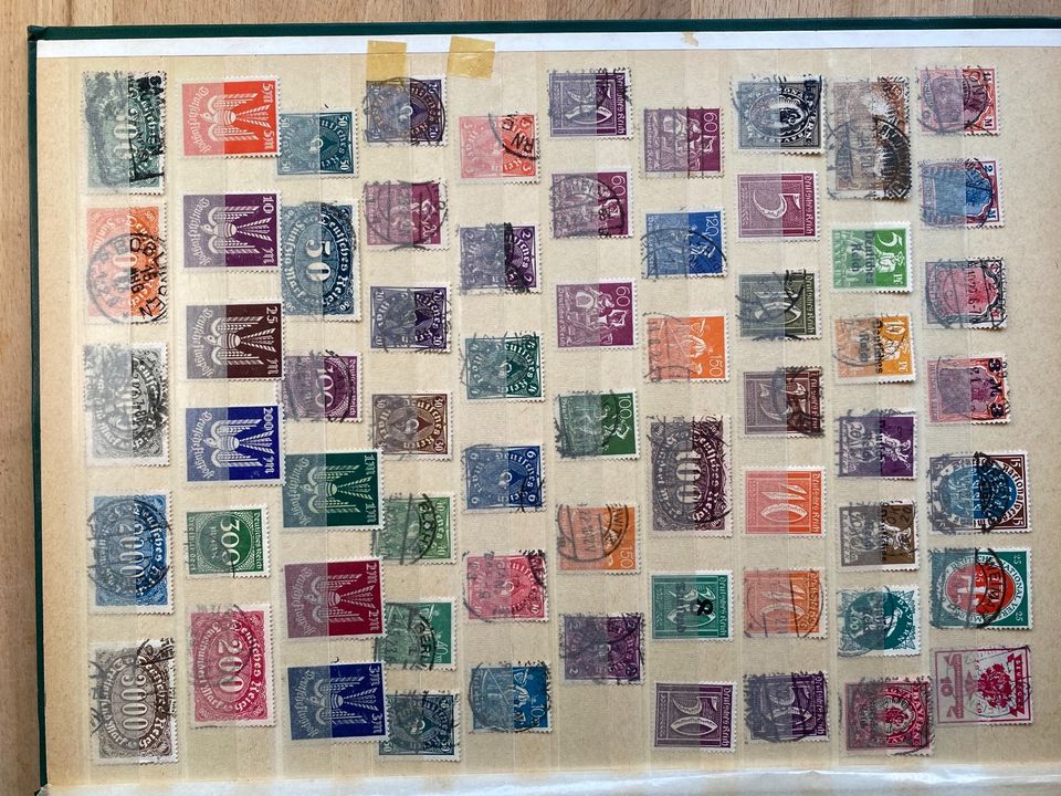 Briefmarken Deutsches Reich  Briefmarkenalbum in Göttingen