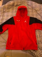 Jordan Windbreaker Bayern - Augsburg Vorschau
