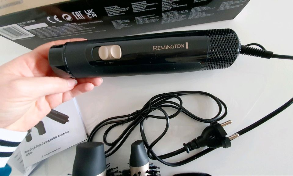 REMINGTON BLOW DRY & STYLE WARMLUFTBÜRSTE 3 AUFSÄTZE NEU KURZES H in Hessen  - Offenbach | eBay Kleinanzeigen ist jetzt Kleinanzeigen